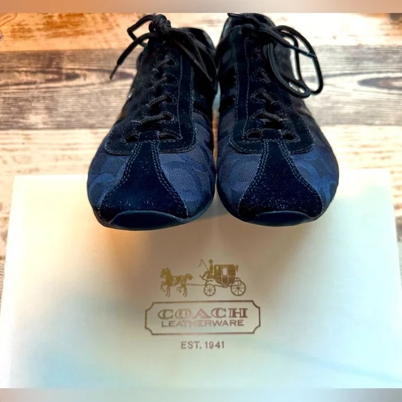 Coach Kathleen Black Signature Sneakers – Size 8 (Y2K Vintage) - Picture 2 of 11